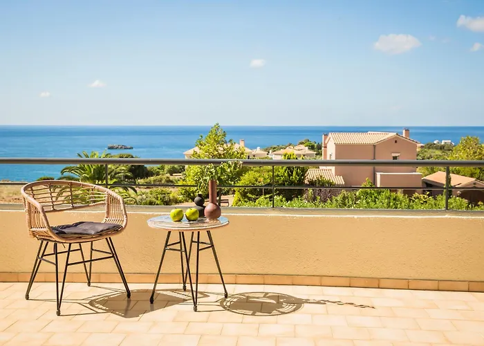 Villa Astoria Exclusive Luxury In With Breathtaking Views And Private Grounds *