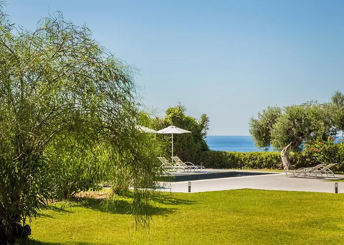 Astoria Exclusive Luxury In With Breathtaking Views And Private Grounds וילה *