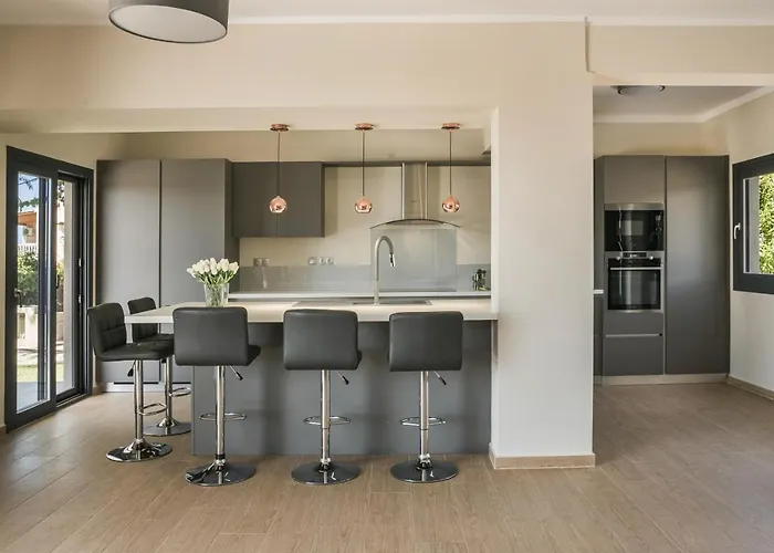 Astoria Exclusive Luxury In With Breathtaking Views And Private Grounds Svoronata