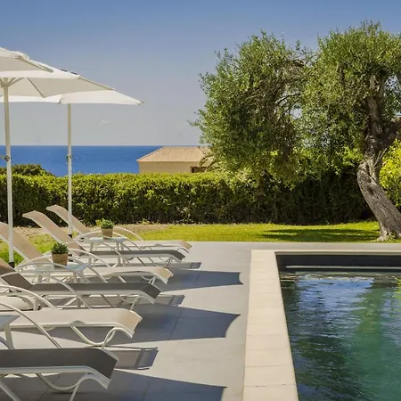 Vila Astoria Exclusive Luxury In With Breathtaking Views And Private Grounds