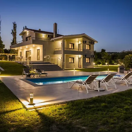 Vila Astoria Exclusive Luxury In With Breathtaking Views And Private Grounds Svoronata