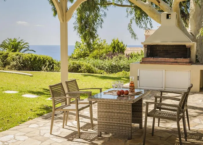 Astoria Exclusive Luxury In With Breathtaking Views And Private Grounds
