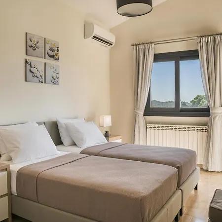 Astoria Exclusive Luxury In With Breathtaking Views And Private Grounds Svoronata